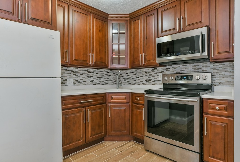 16 Everett Ave unit 3D, Dorchester, MA 02125 - photo 1