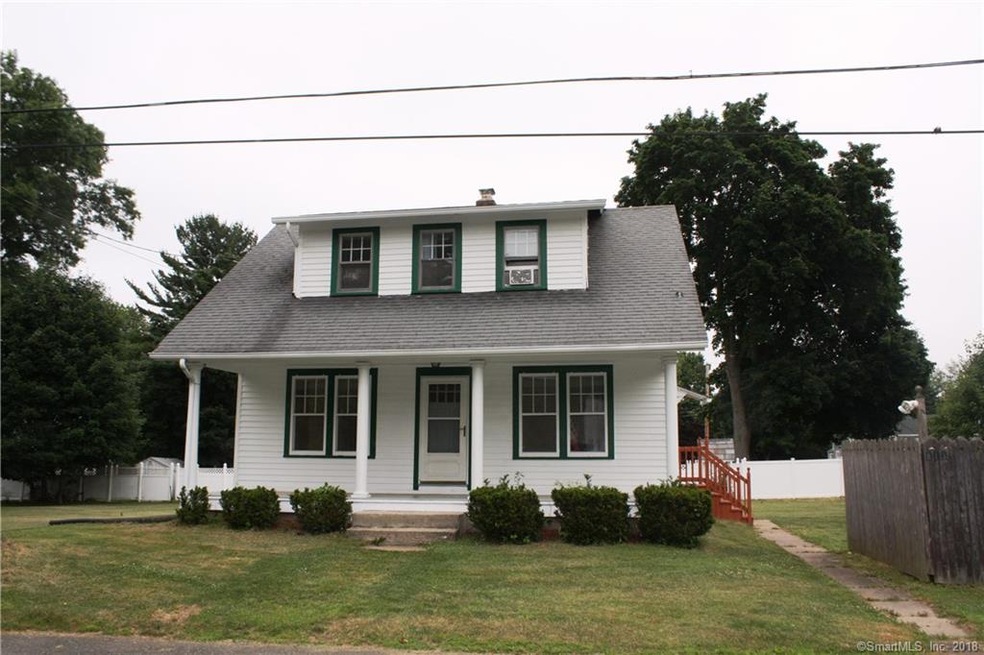 813 Woodruff Rd, Orange, CT 06477 - photo 1