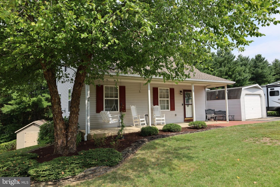 20 Oriole Cir, Felton, PA 17322 - photo 1