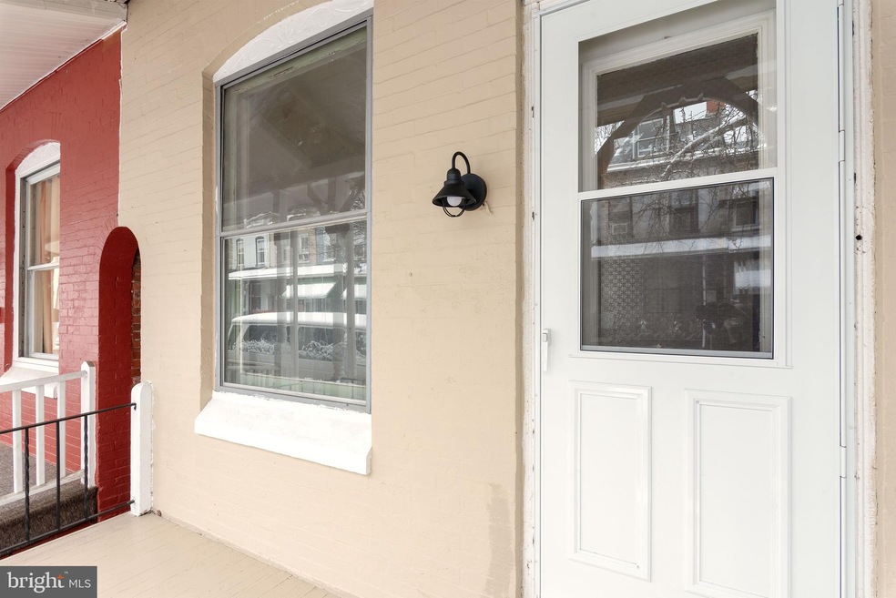 1138 Locust St, Reading, PA 19604 - photo 1