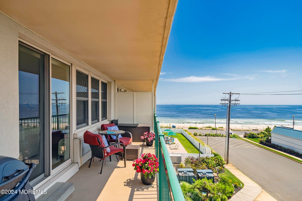 Terrace with Ocean Views!