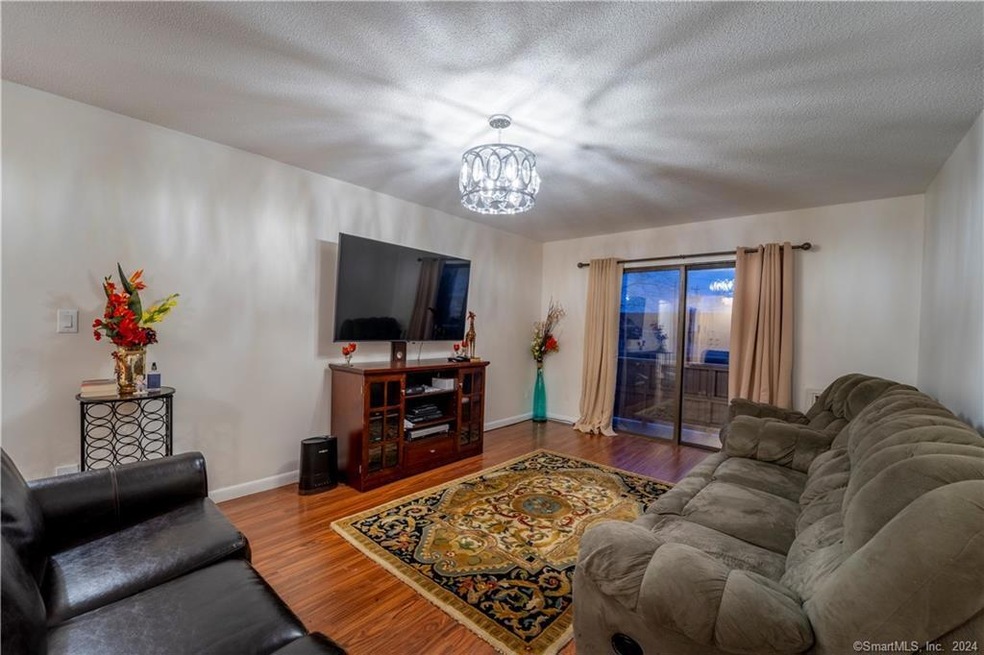 40 California St unit B6, Stratford, CT 06615 - photo 1