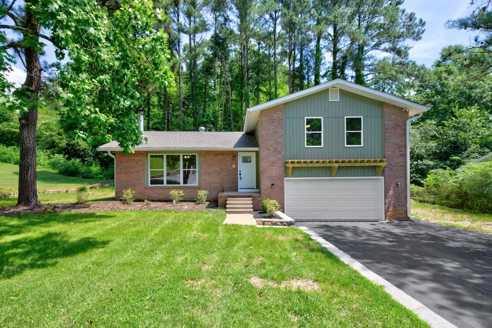 1325 Michael Ln, Hixson, TN 37343 - photo 1