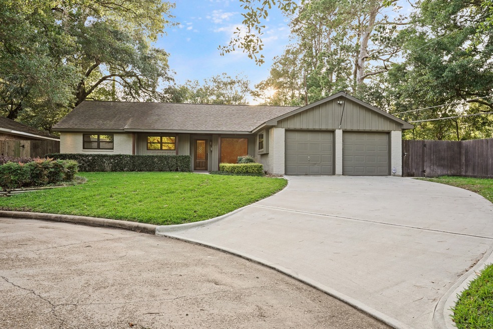 4419 Lavell Dr, Houston, TX 77018 - photo 1