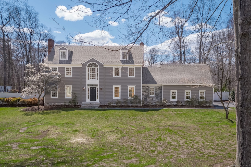 29 Running Brook Dr, Killingworth, CT 06419 - photo 1