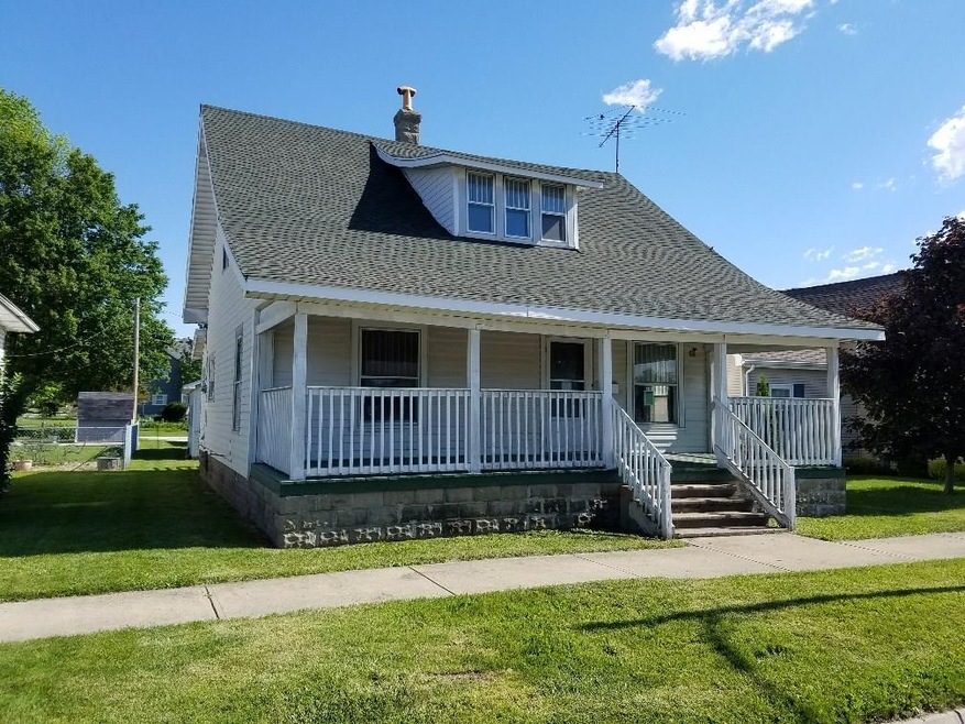 408 E Jefferson St, Tipton, IN 46072 - photo 1