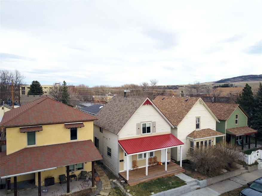 Great downtown location!
