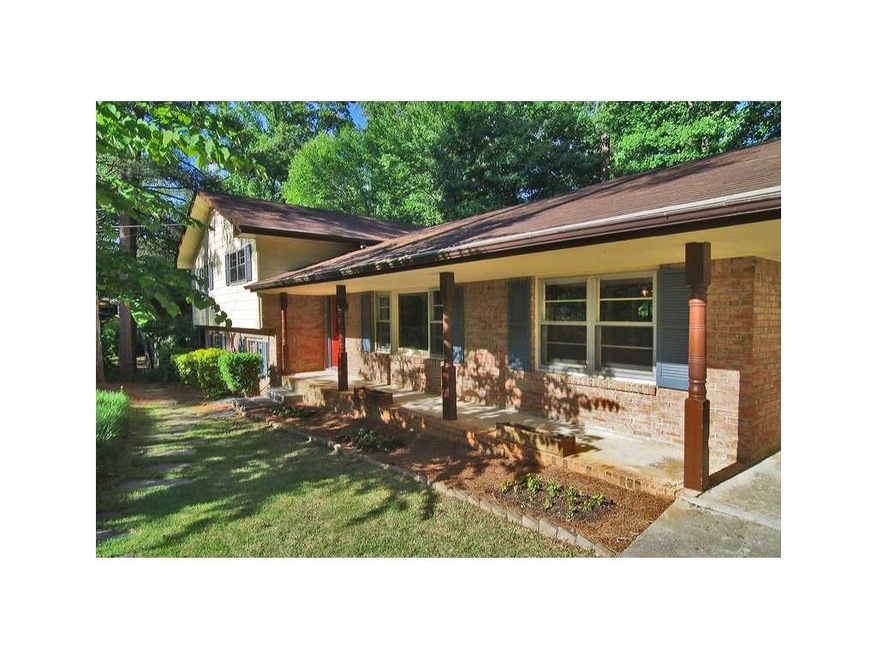 Exterior Front. Move-in ready and close to Emory, 