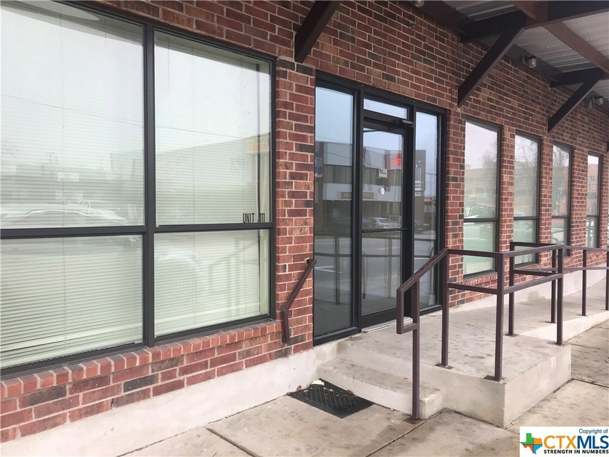 165 S Guadalupe St unit 111, San Marcos, TX 78666 - photo 1