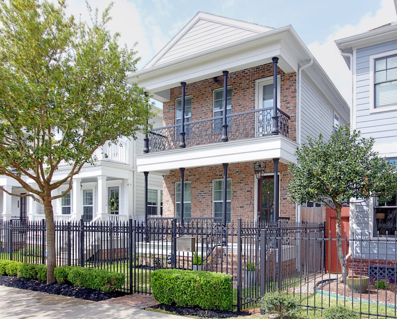 733 Ashland St unit C, Houston, TX 77007 - photo 1