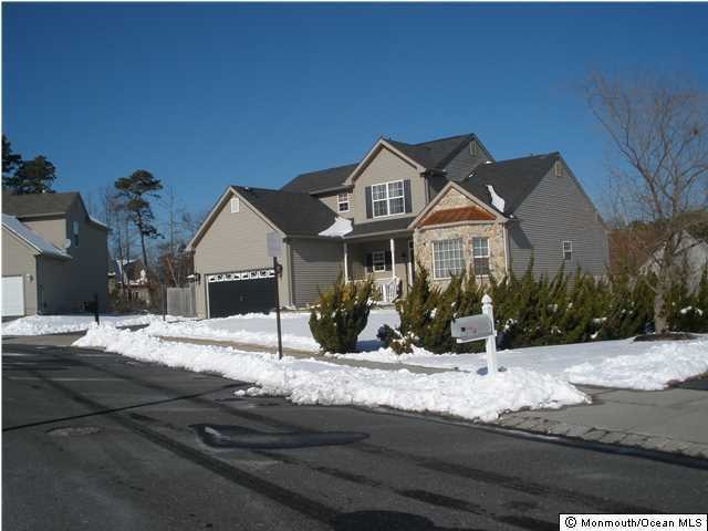 18 Cobblestone Ln, Tuckerton, NJ 08087 - photo 1