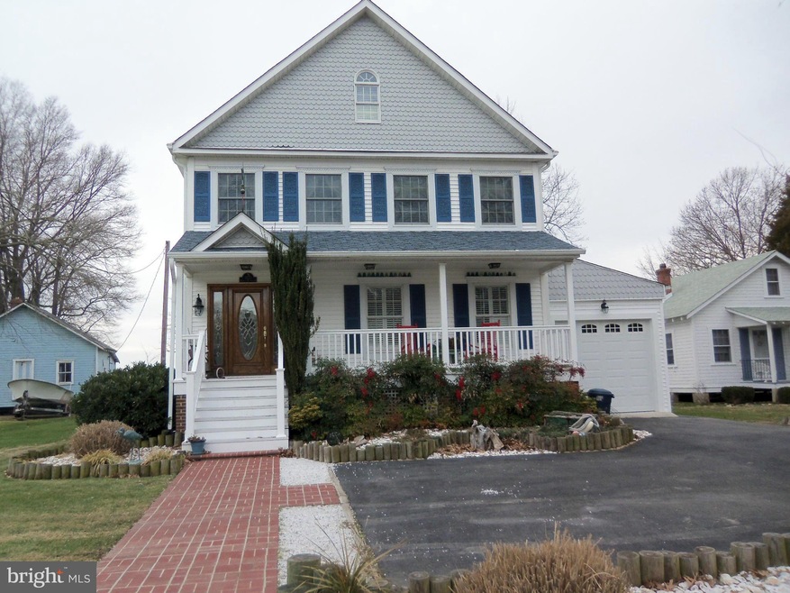 1323 Monroe Bay Ave, Colonial Beach, VA 22443 - photo 1