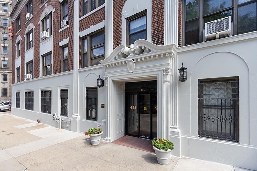 unlisted-address, New York, NY 10025 - photo 1