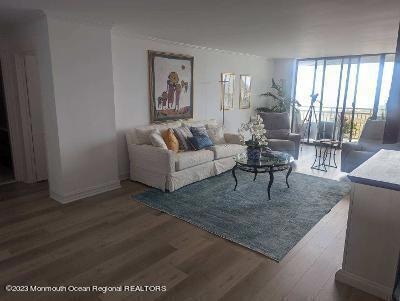 Sold $600,000 • Co-Listing Agent