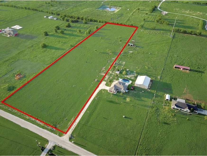 156 Hawk Ridge, Decatur, TX 76234 - photo 1