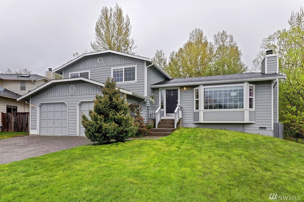 2706 211th St SW, Lynnwood, WA 98036 - photo 1