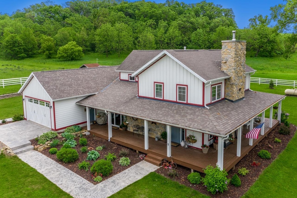 Sold $898,850