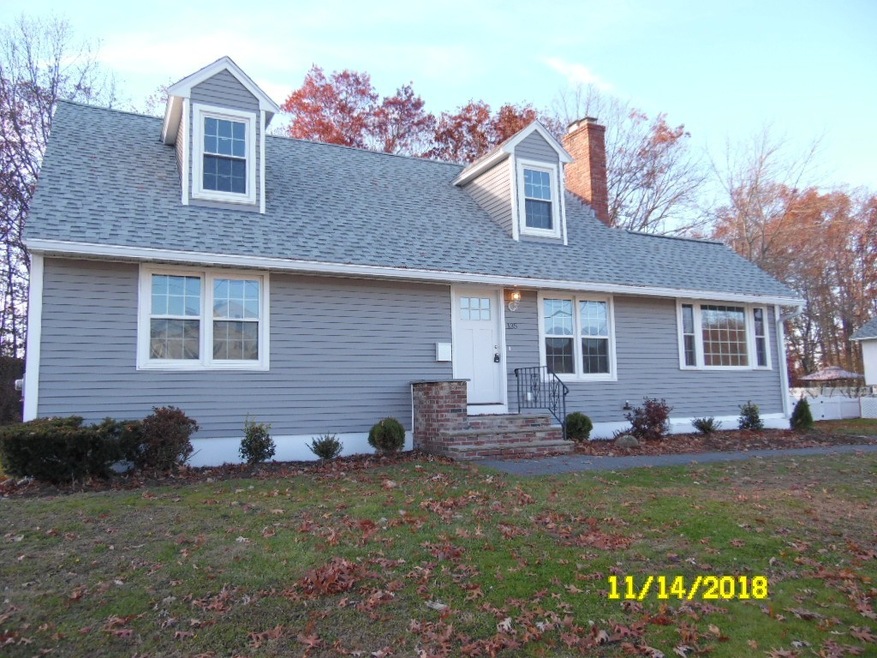 135 Woodburn Dr, Methuen, MA 01844 - photo 1
