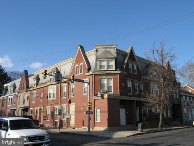 333 S Main St, Chambersburg, PA 17201 - photo 1