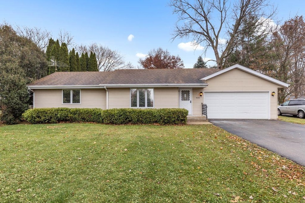 4040 Briargate Rd, Rockford, IL 61102 - photo 1