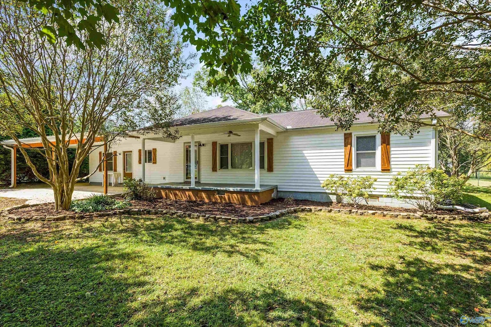 2648 Old Big Cove Rd SE, Owens Cross Roads, AL 35763 - photo 1