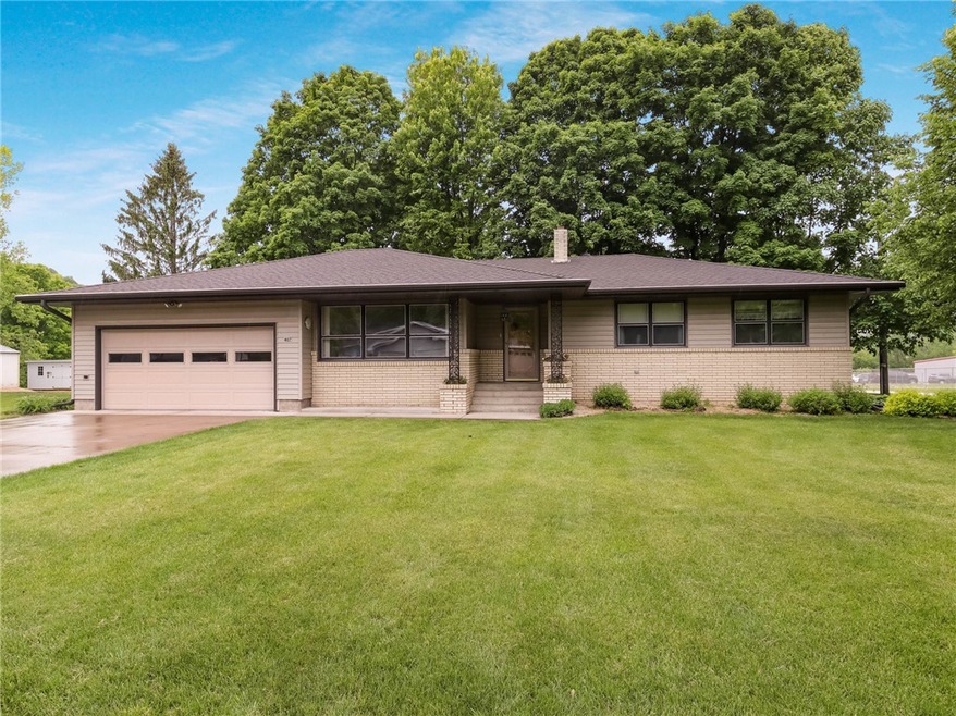 407 S Scott St, Elmwood, WI 54740 - photo 1