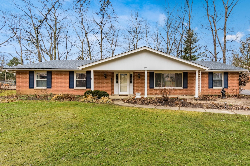 515 Fairwood Dr, Marysville, OH 43040 - photo 1