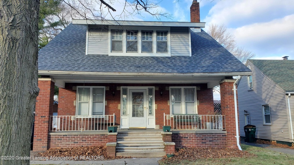 908 Sparrow Ave, Lansing, MI 48910 - photo 1