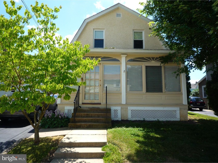 4304 School Ln, Drexel Hill, PA 19026 - photo 1