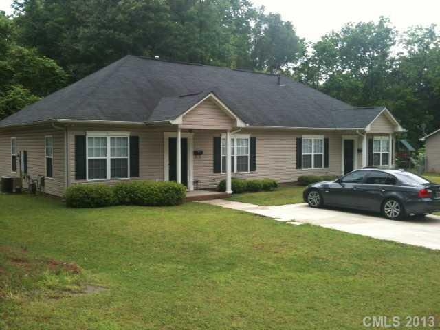 Exterior Front - Beautiful duplex in Mount Holly w