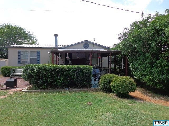 319 J Cross Ln, Mc Gregor, TX 76657 - photo 1