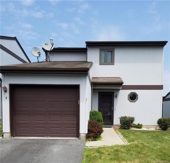 4 Belgrave Mews, Middletown, NY 10940 - photo 1