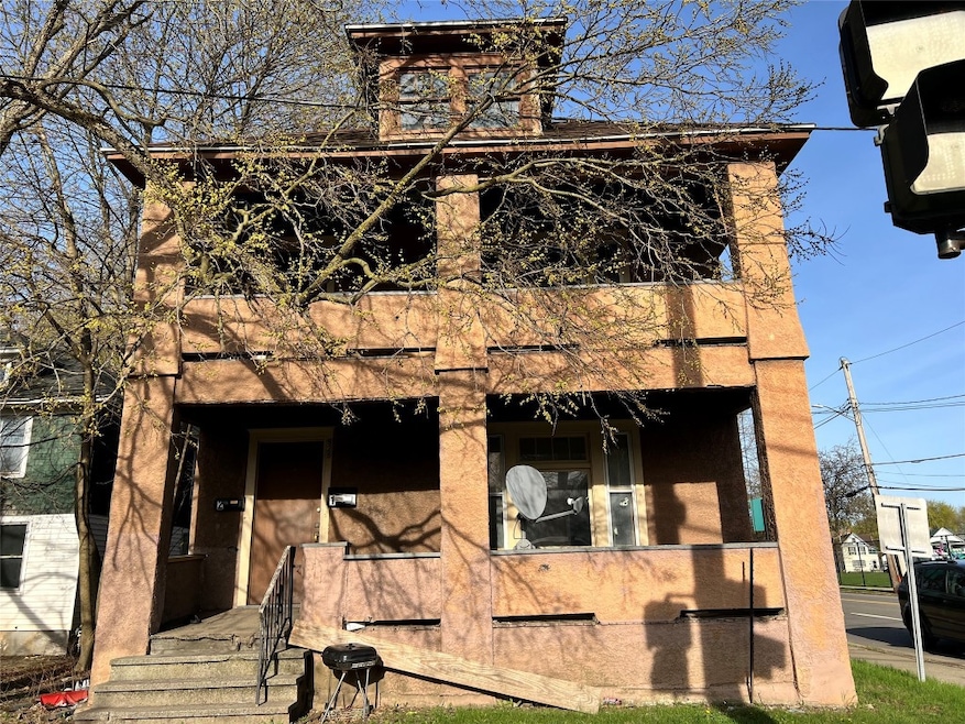 For Rent $1,300/month