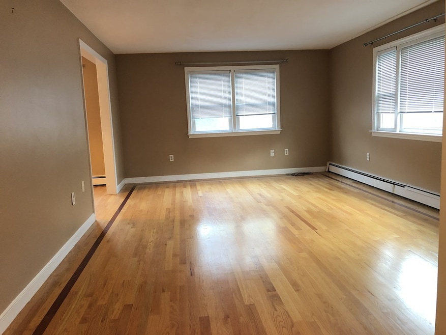 152 Cottage St unit 2, Everett, MA 02149 - photo 1