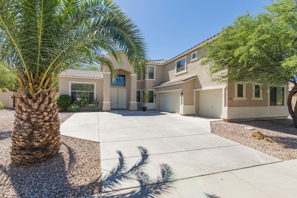 4161 E Kirby Way 1T0A6102-