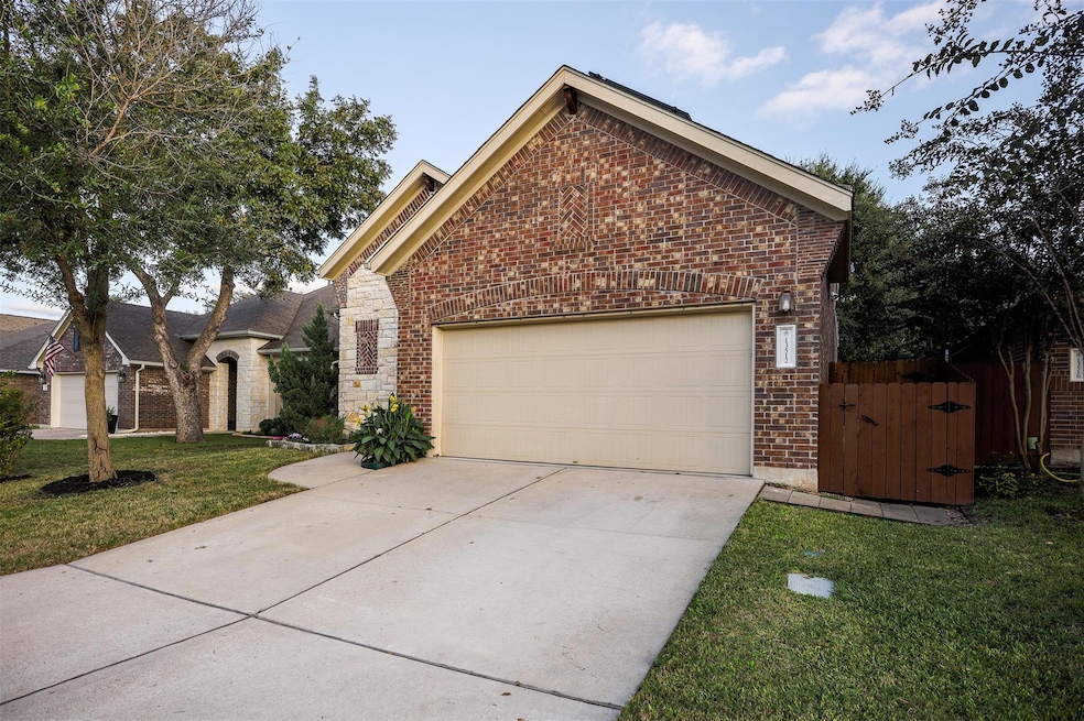 13512 Hymeadow Cir, Austin, TX 78729 - photo 1