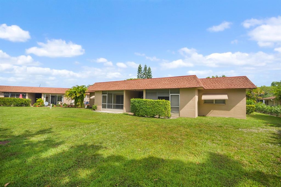 1892 Palmland Dr-print-003-20-Exterior F
