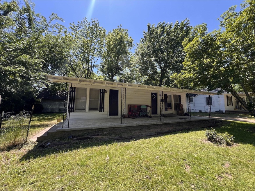 View of front of home with a front lawn