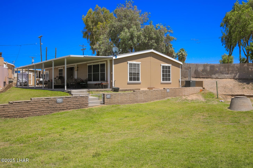 202 Riverfront Dr-27
