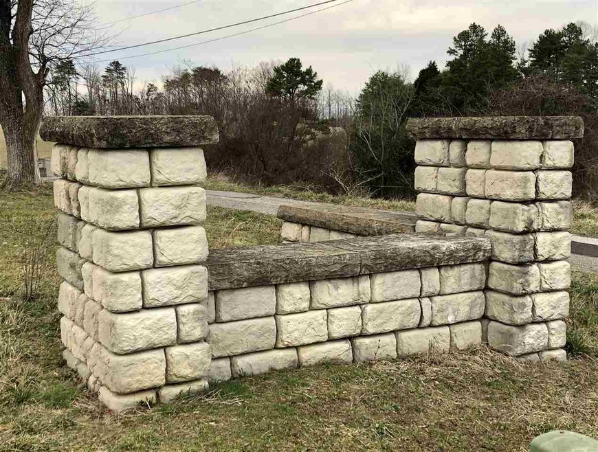 Lots 6, 7, 8 Bear Ridge unit Kodiak Drive, Milton, WV 25541 - photo 1