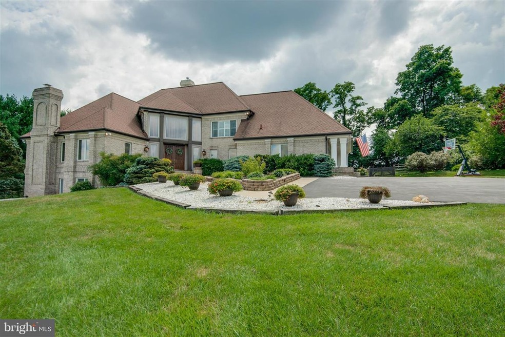 6347 Winpenny Dr, Frederick, MD 21702 - photo 1