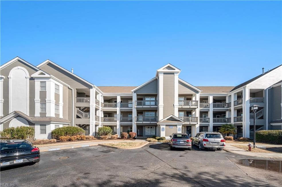 1031 High Dunes Quay unit 103, Hampton, VA 23664 - photo 1