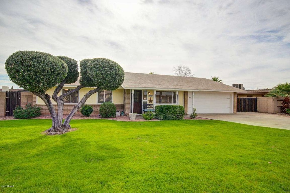 Wonderful East Mesa Location!