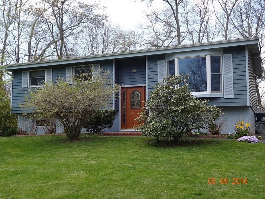 49 Meeting House Ln, Ledyard, CT 06339 - photo 1