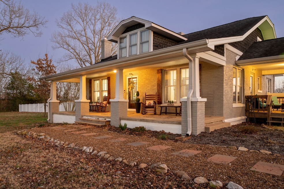 616 E Lane St, Shelbyville, TN 37160 - photo 1