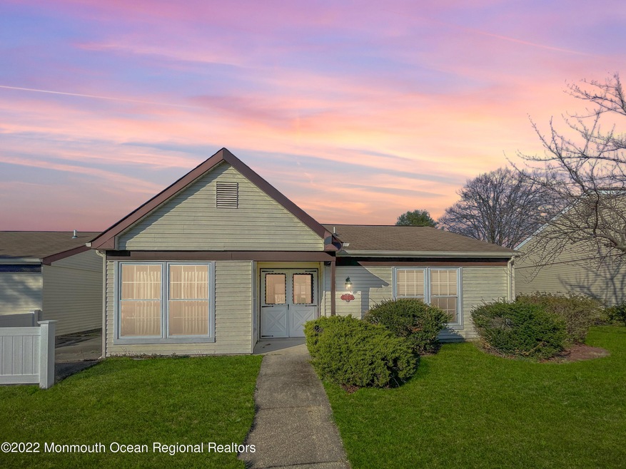 832 Westminster Ct unit c, Manchester, NJ 08759 - photo 1