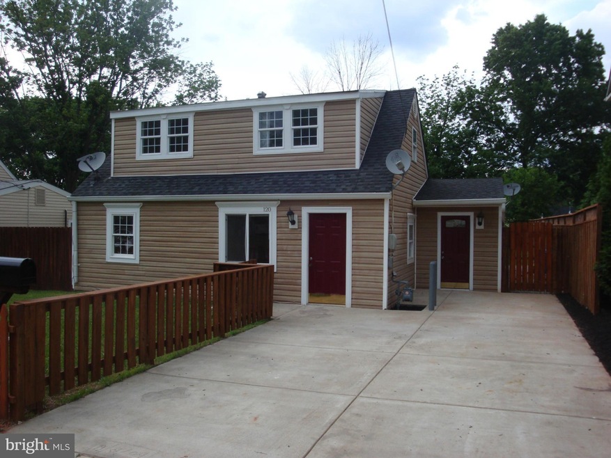 120 Martin Dr, Manassas Park, VA 20111 - photo 1