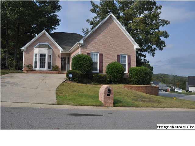 2701 Wellington Cir, situated on a great corner lo
