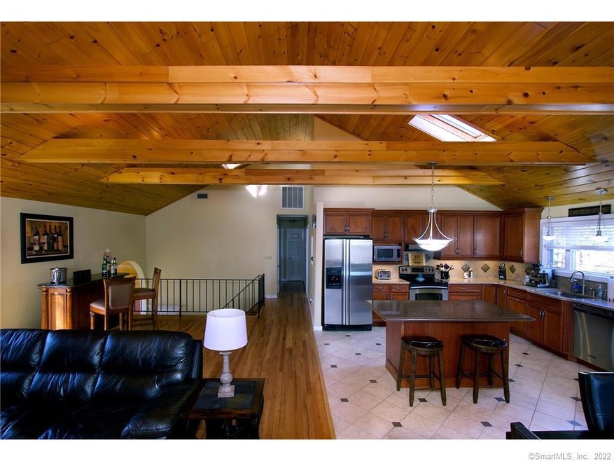 21 Stirrup Dr, Trumbull, CT 06611 - photo 1