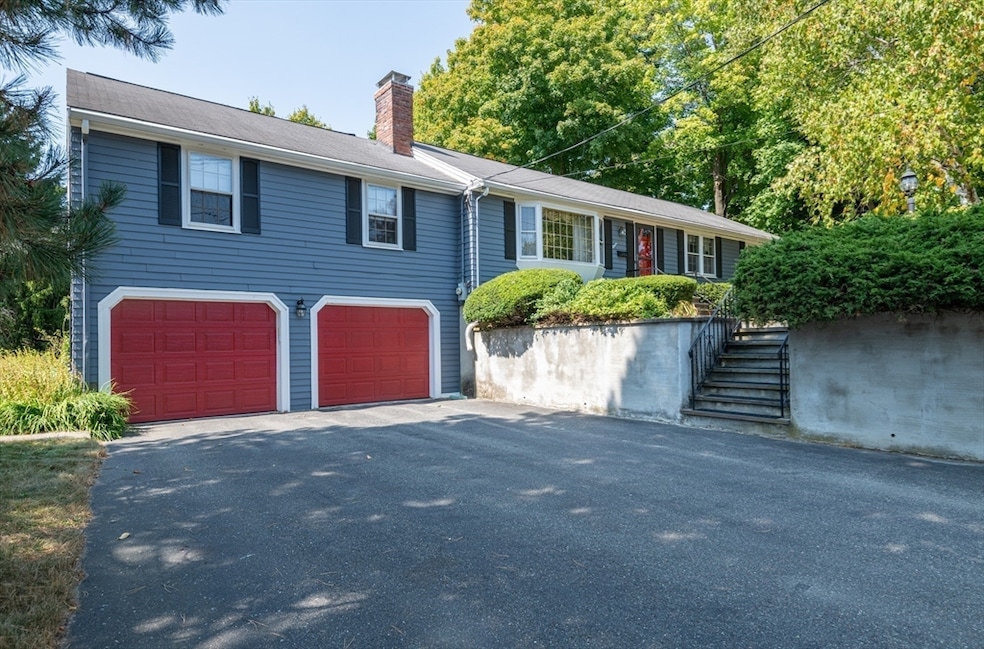 71 Pine St, Danvers, MA 01923 - photo 1
